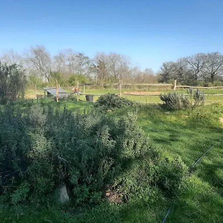 Holiday home Le Des Abeilles